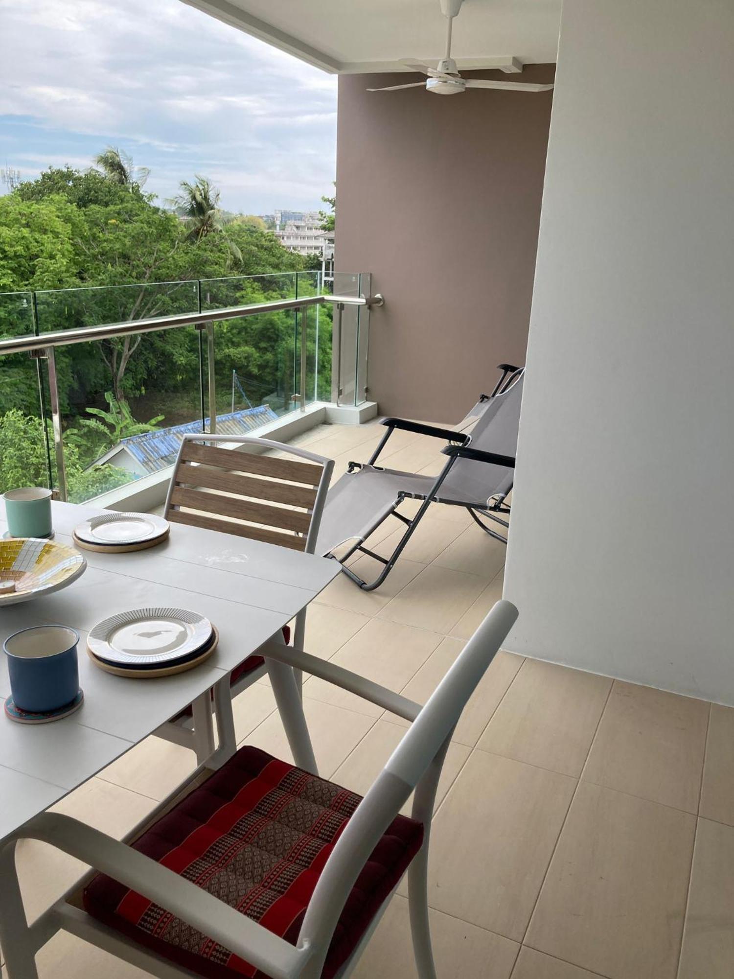 Babylon Sky Garden - Long Term Holiday Rentals Rawai Bilik gambar