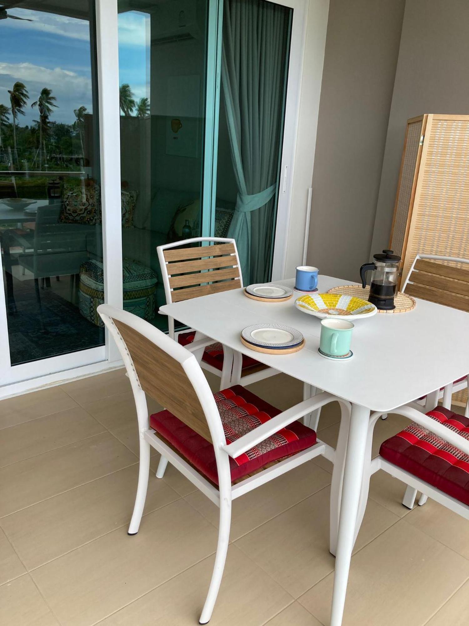 Babylon Sky Garden - Long Term Holiday Rentals Rawai Bilik gambar